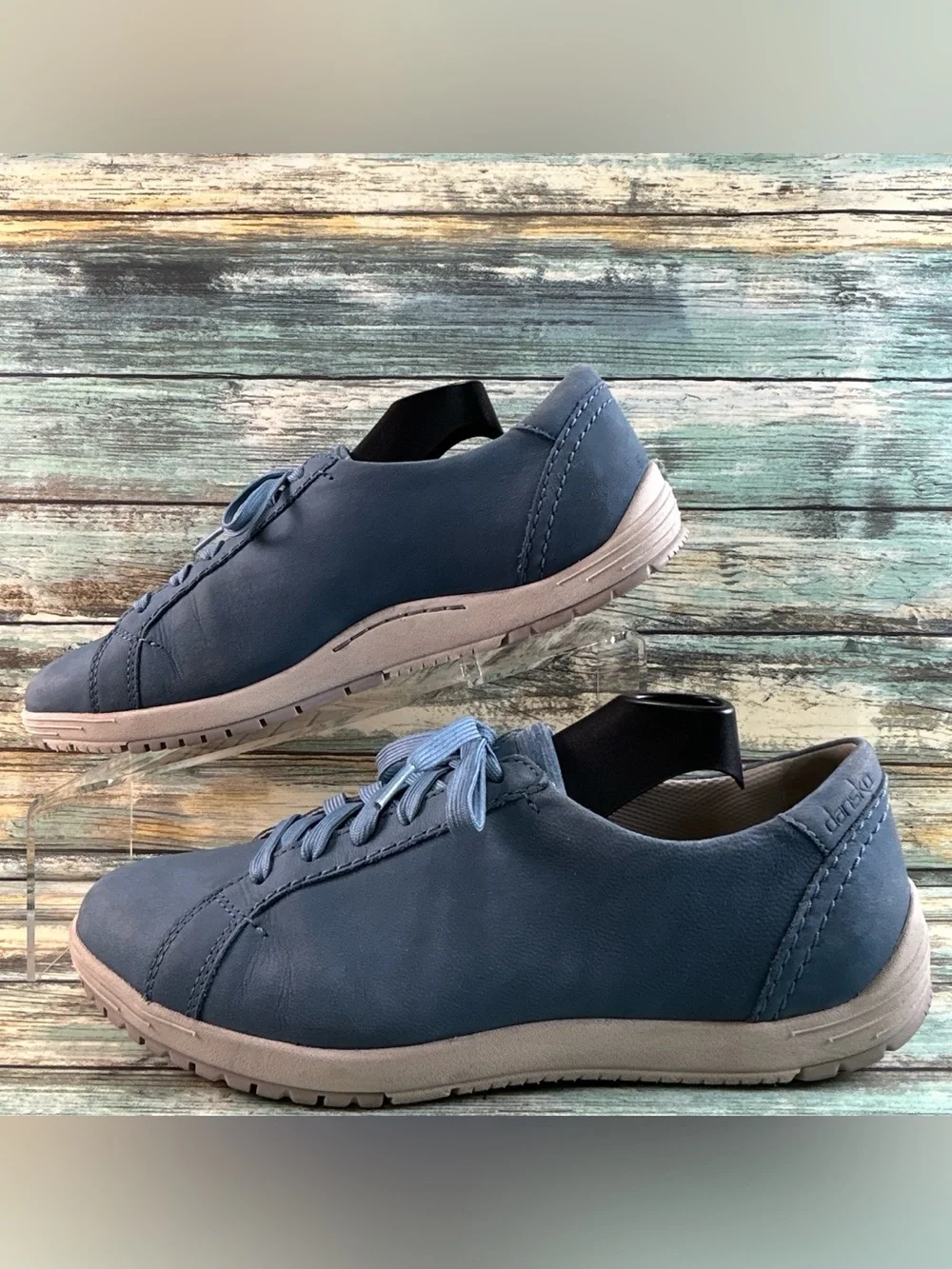 Dansko Leela Sneakers Womens Size 9.5-10 Waterproof Blue Nubuck Leather Lace Up